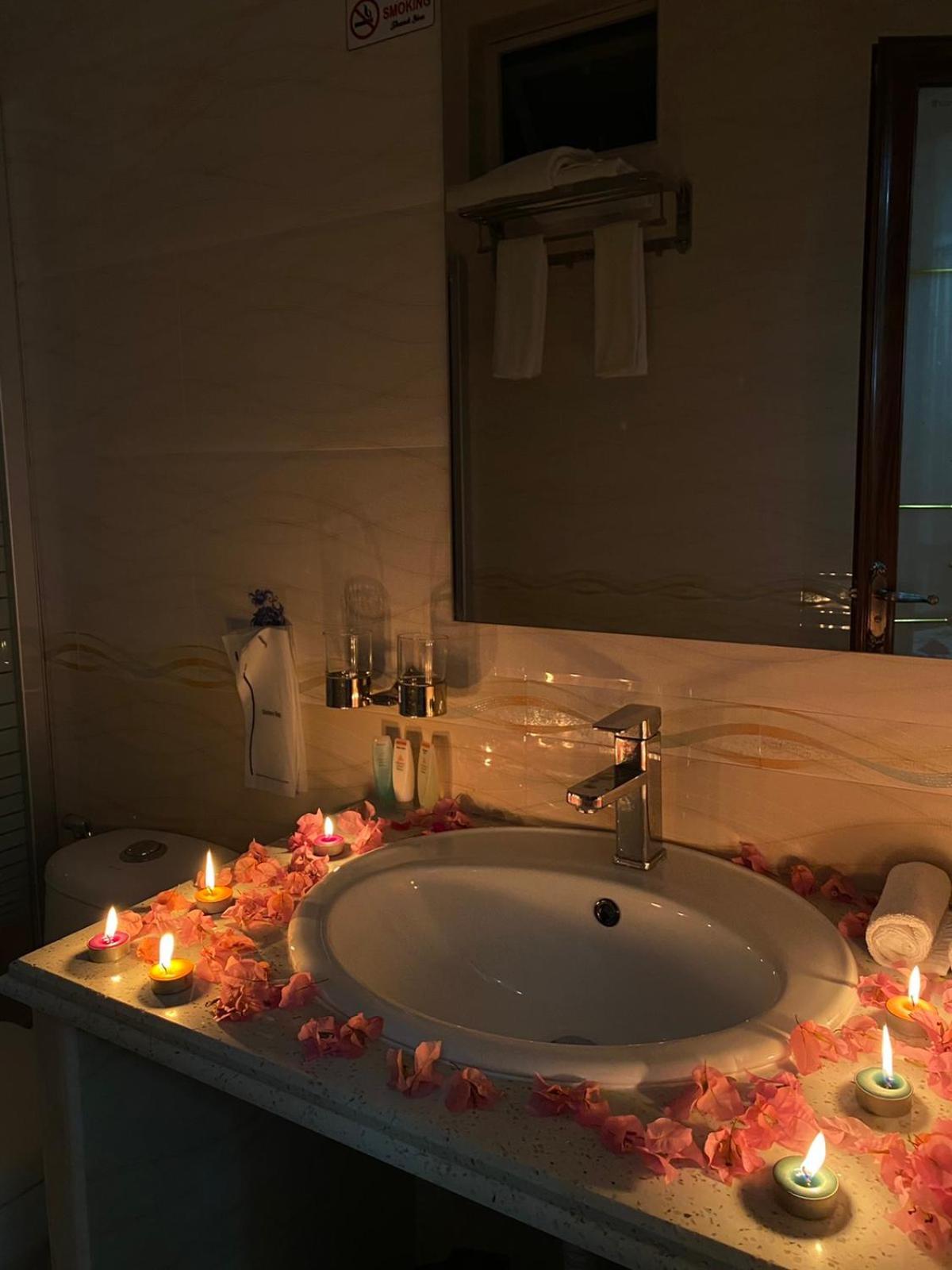 Abuharee Grand Hotel Addu City ภายนอก รูปภาพ