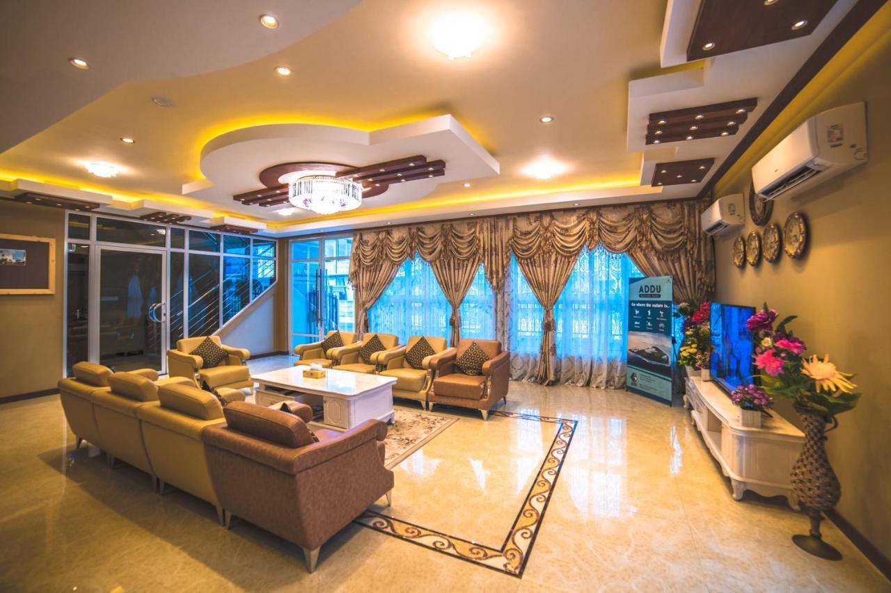 Abuharee Grand Hotel Addu City ภายนอก รูปภาพ